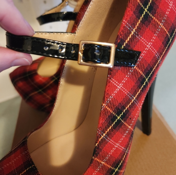 Red plaid platform Stiletto Heels - Picture 10 of 13